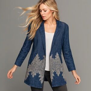Chicos denim embroidered/appliqué artisan stitch longline jacket w/pockets. Sz S